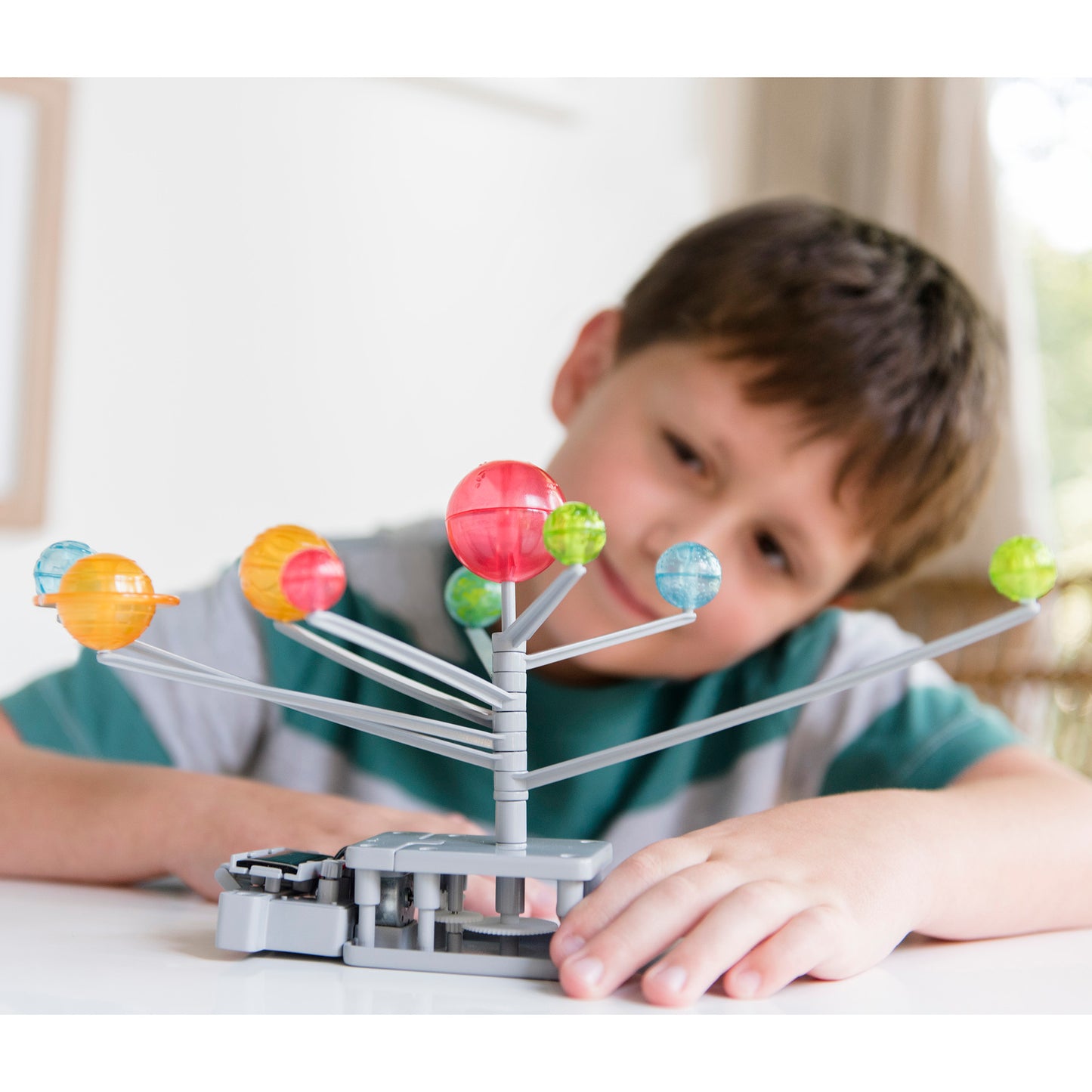 Green Science Eco-Explorer Solar System Model Kit