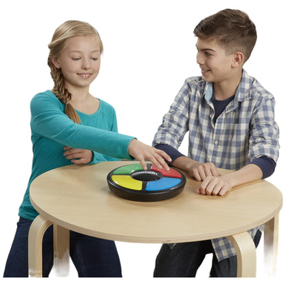 Hasbro Classic Simon Game Memory Challenge