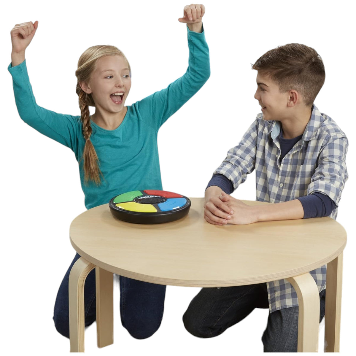 Hasbro Classic Simon Game Memory Challenge