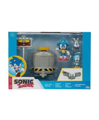 Sonic the Hedgehog Level Clear Diorama Set with figures and gray platform playset