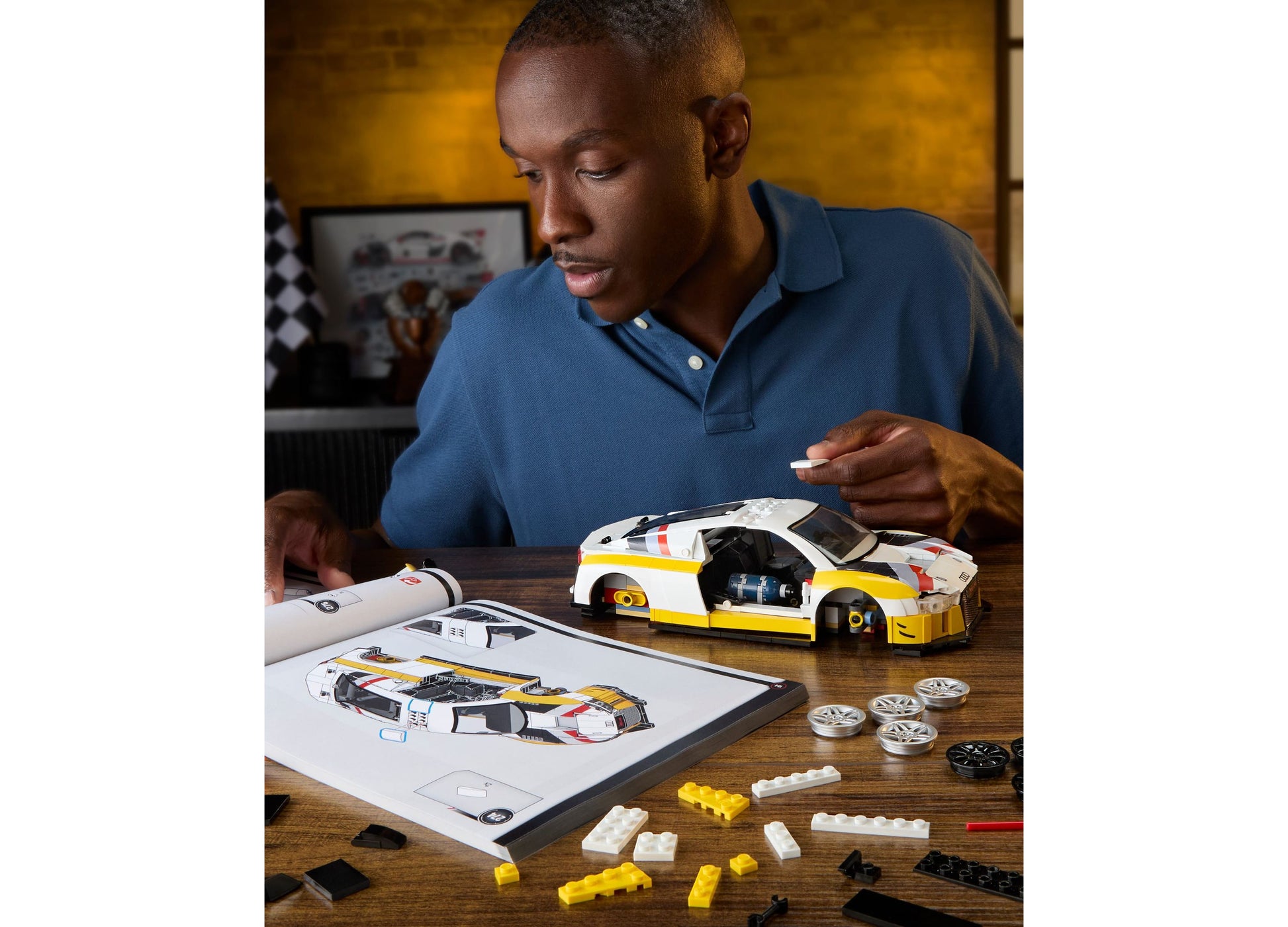 Mattel Brick Shop Hot Wheels Audi R8 LMS building toy kit with yellow and white car model