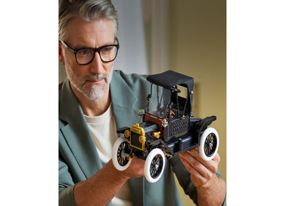 LEGO Icons Ford Model T vintage car building set with white-wall tires and black canopy