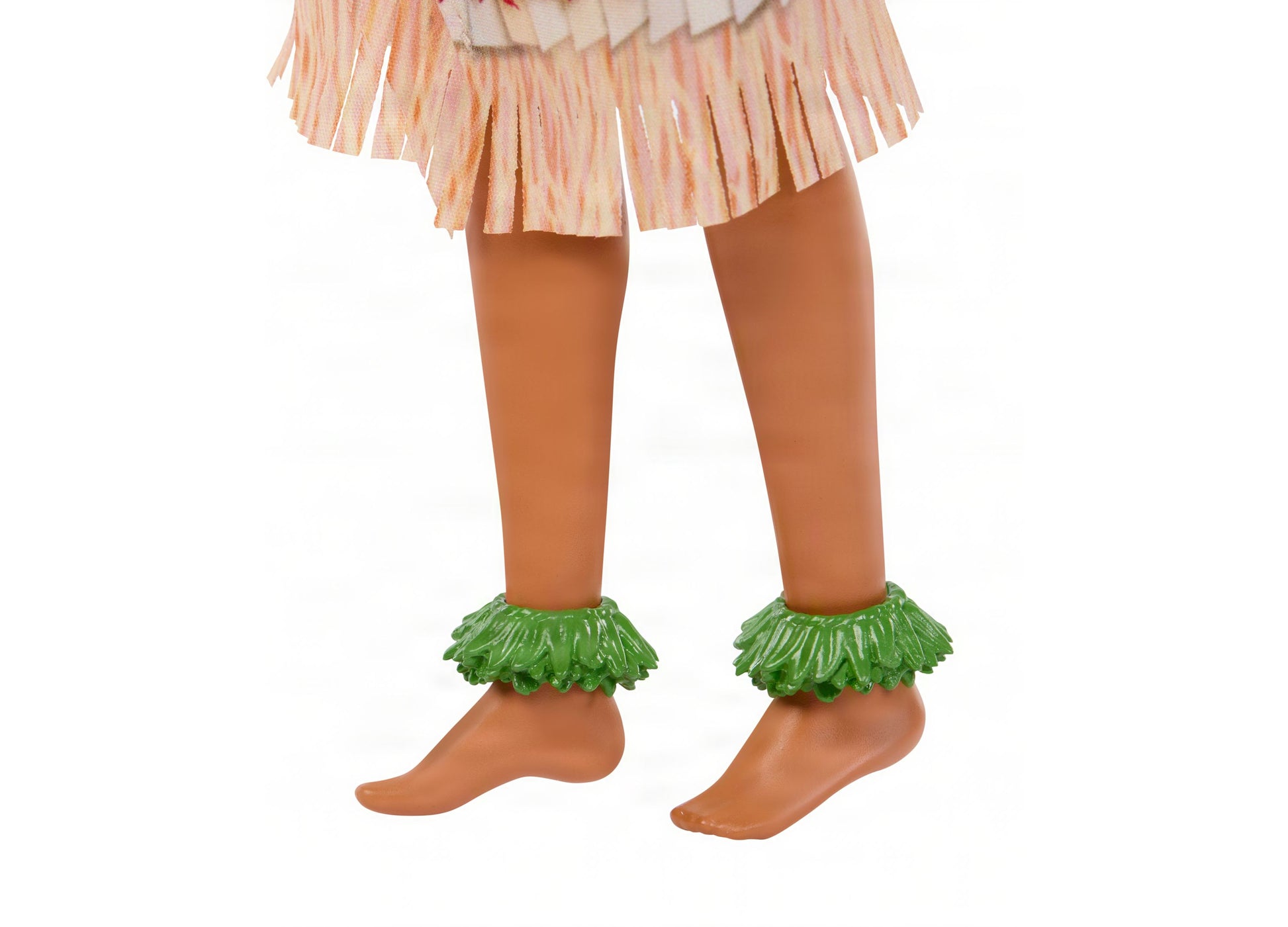 Disney Princess Moana Fashion Doll with peach pleated dress, green grass skirt anklets, and bare feet