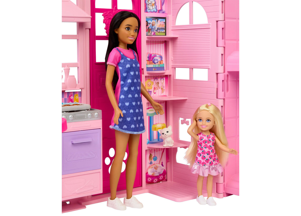 Barbie Weekend Escape Foldable Dollhouse with Barbie doll and kitten in pink four-room playset