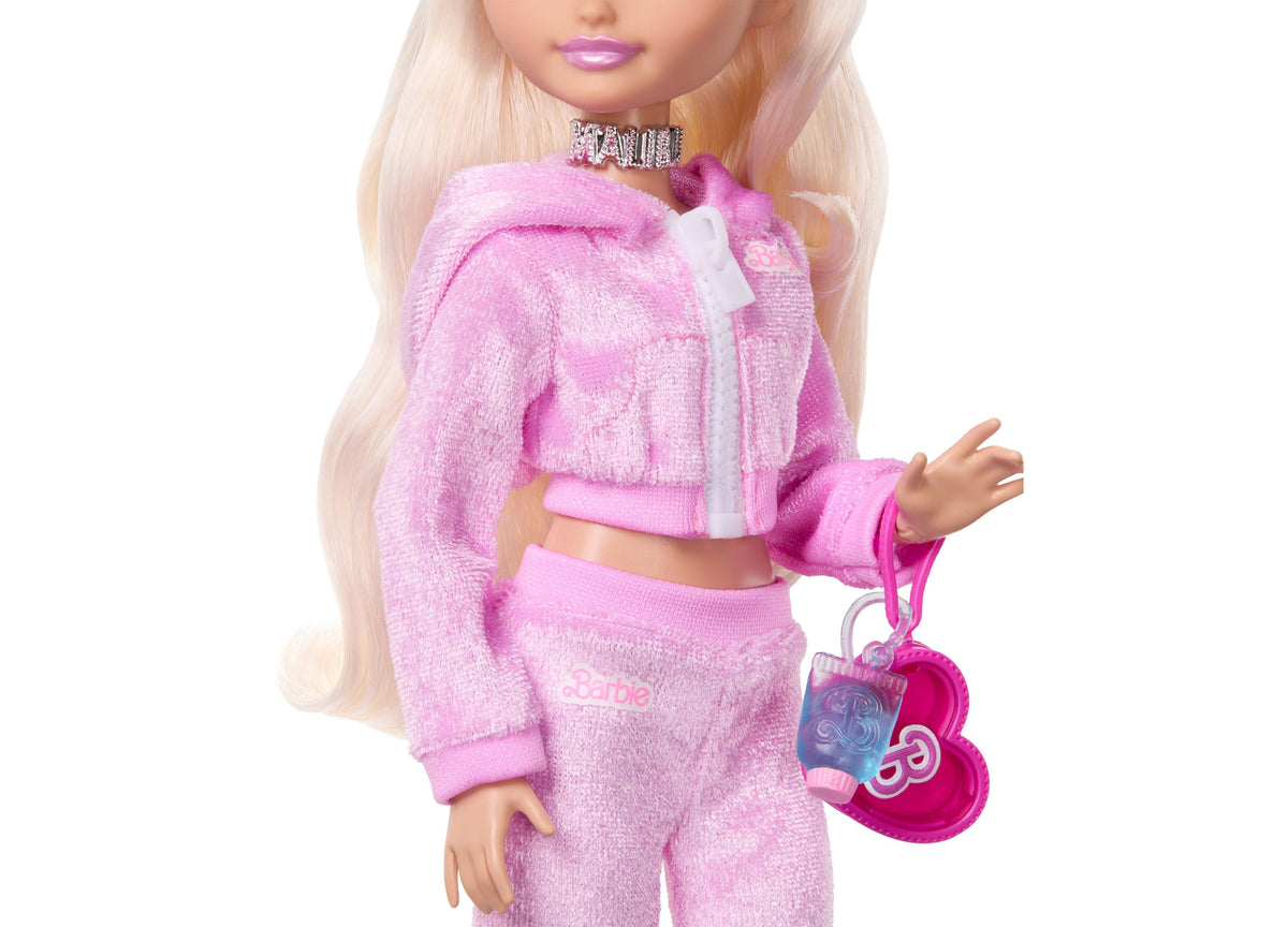 Barbie Dream Besties Weekend Getaway Malibu doll in pink outfit with matching suitcase accessory