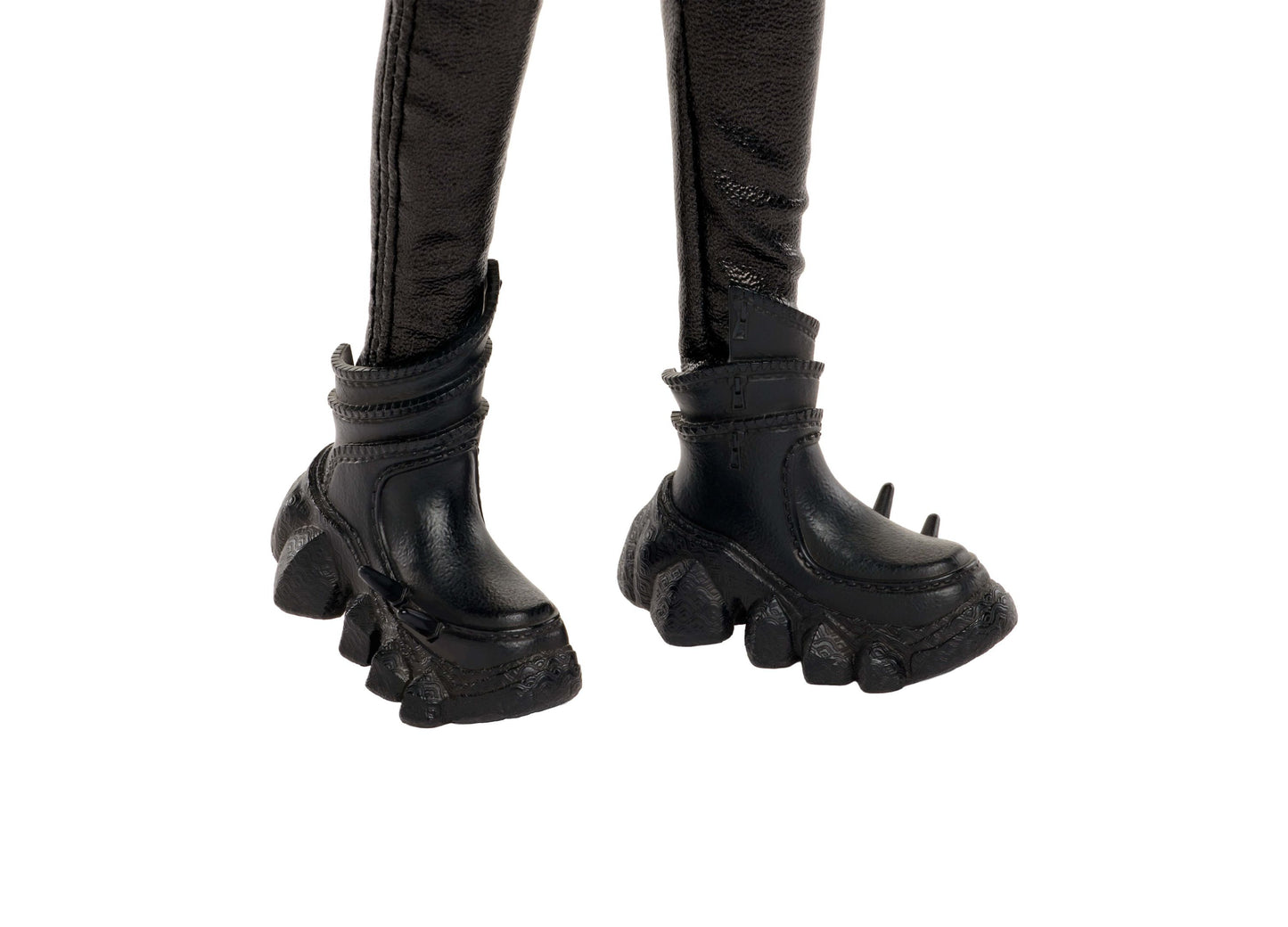 Battle Rumi 10.5" doll feet with black demon hunter boots and posable joints