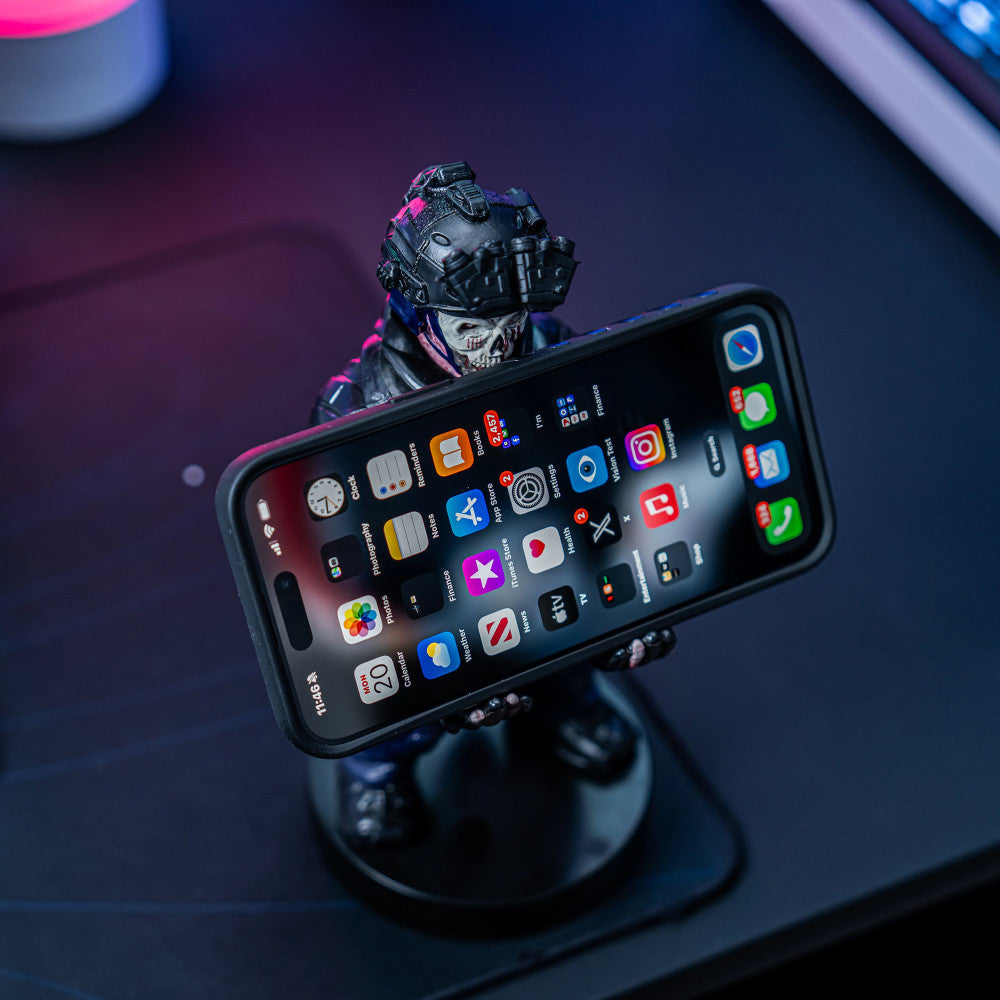 Exquisite Gaming: Call Of Duty: Zombie Ghost - Cable Guys Original Controller & Phone Holder