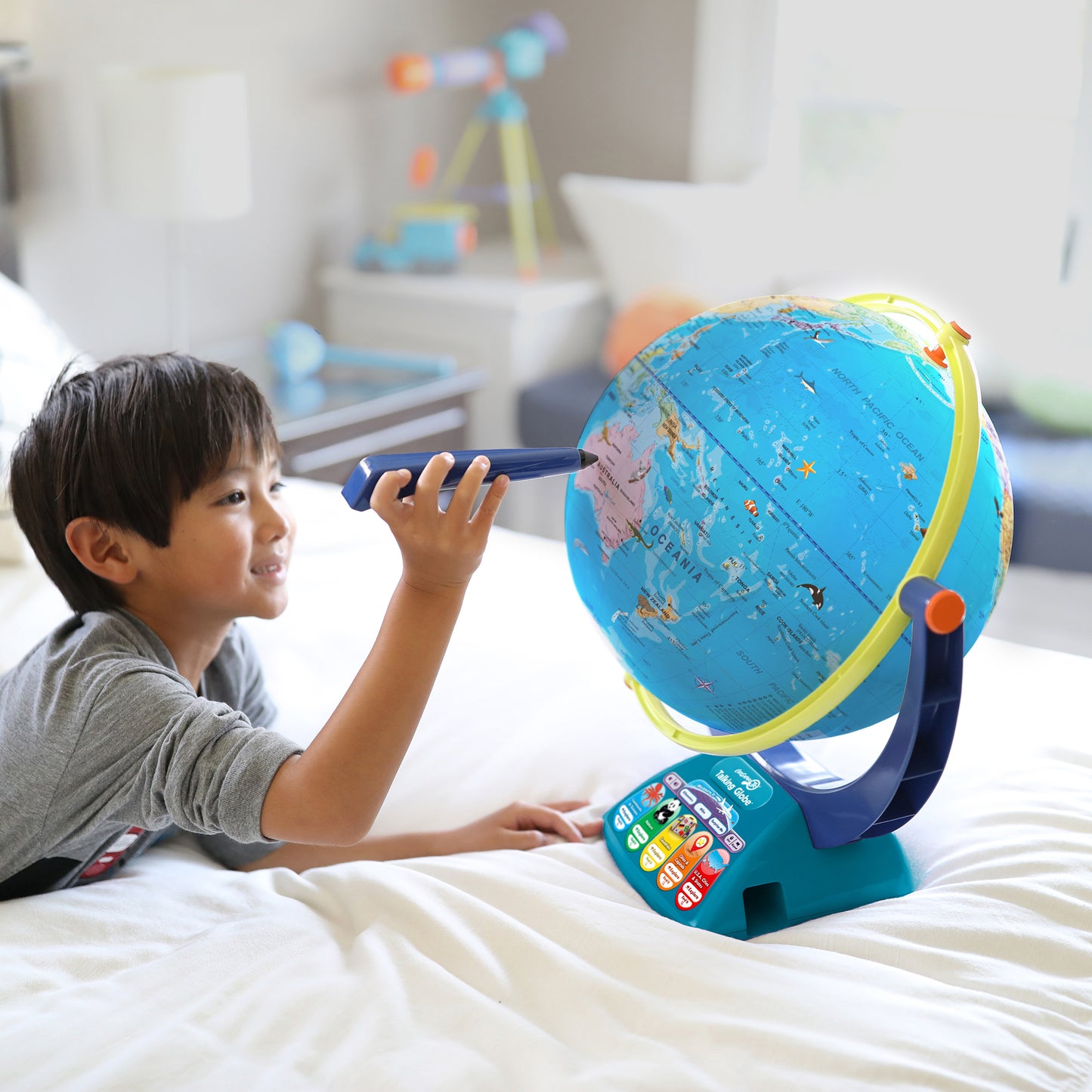 Educational Insights GeoSafari® Jr. Talking Globe