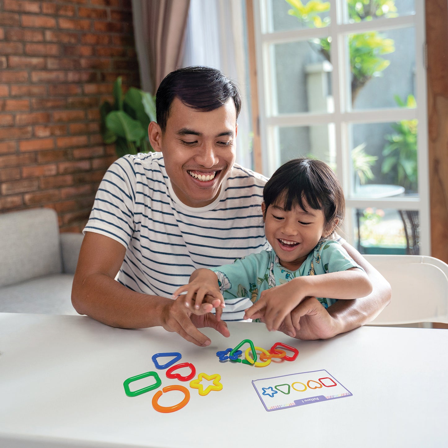 Teacher Created Resources® Linking Shapes