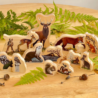 Yellow Door Woodland Animal Families – Enchanting Wooden Playset
