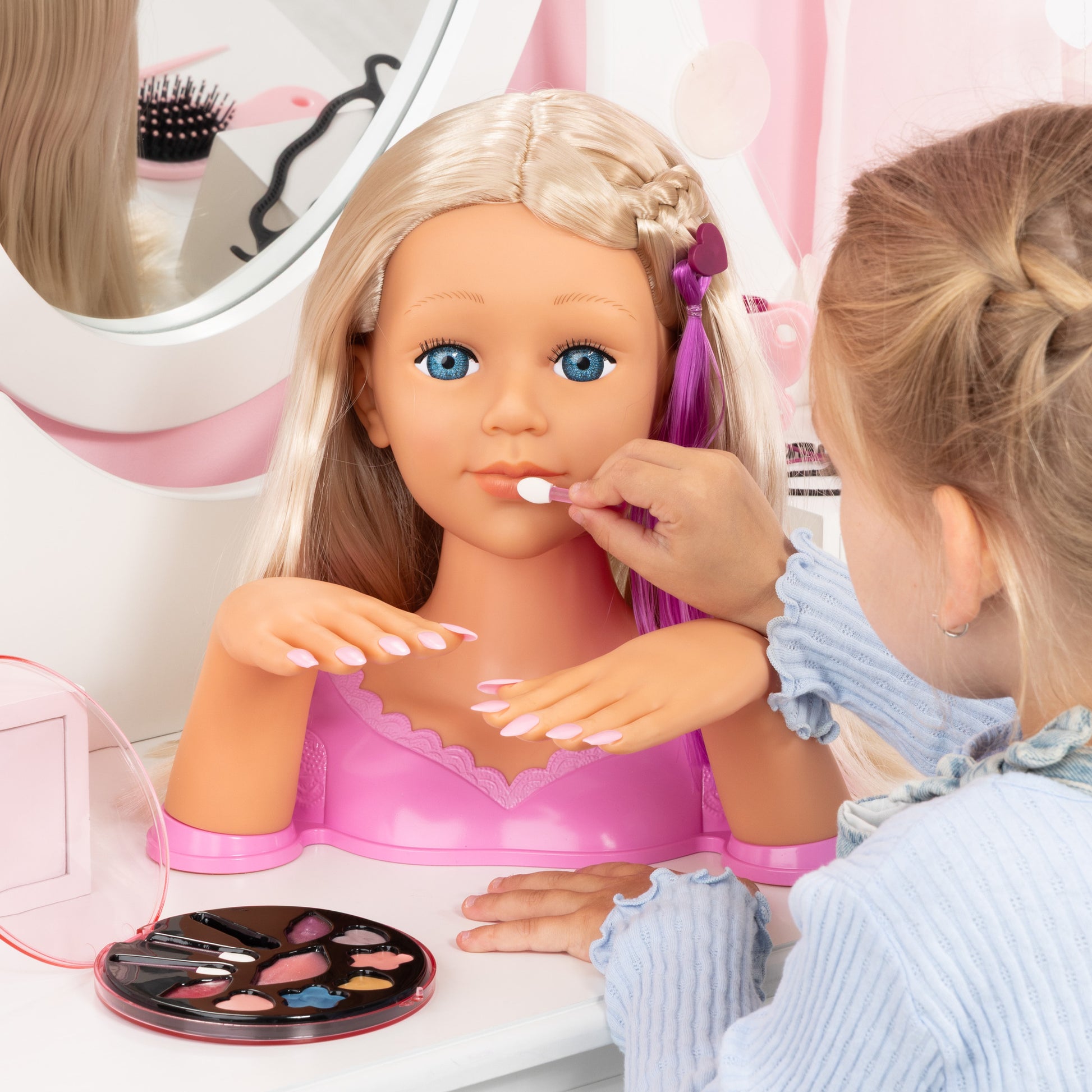 Charlene Magic Nails blonde doll styling head with makeup and nail accessories