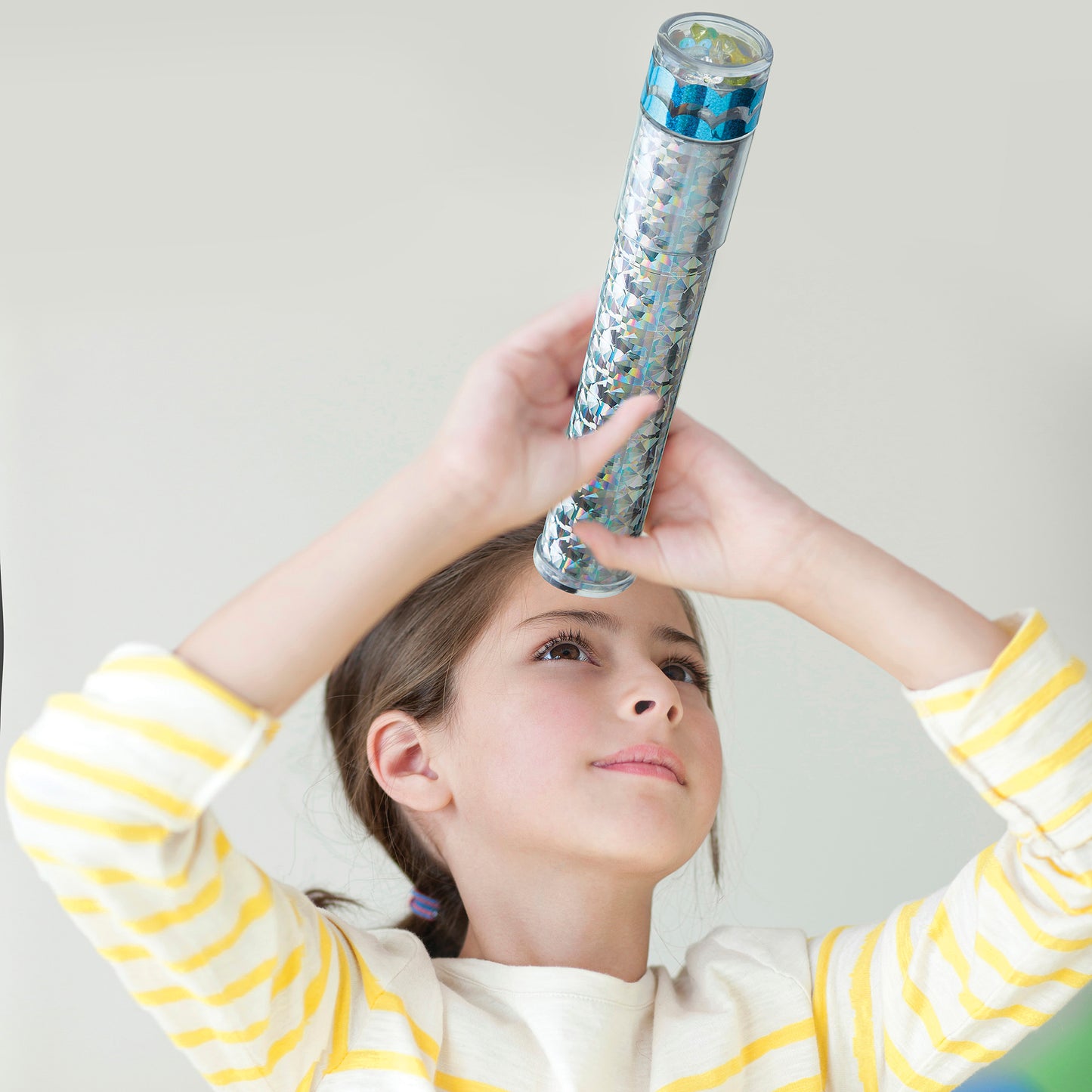 4M KidzLabs Kaleidoscope Making Kit - DIY Optical Light Toy, Mystic Glow