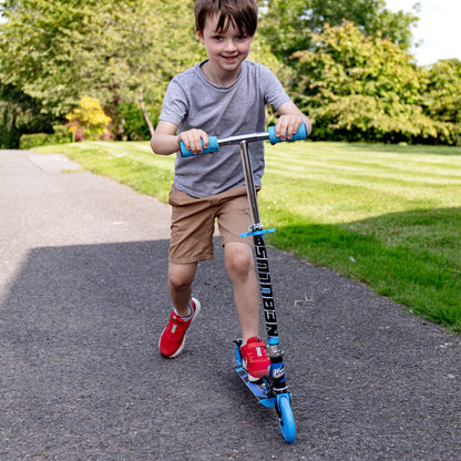 Ozbozz Nebulus Stars Adjustable Scooter for Kids - Dynamic Black & Blue